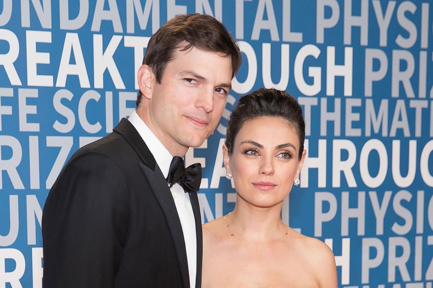 Mila Kunis And Ashton Kutcher Will Be In A Major Super Bowl Commercial Crossover 99 Pressboltnews