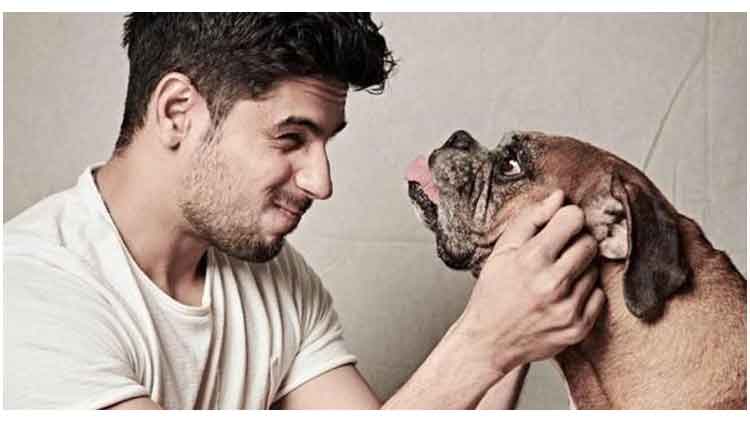 Sidharth Malhotra with Oscar